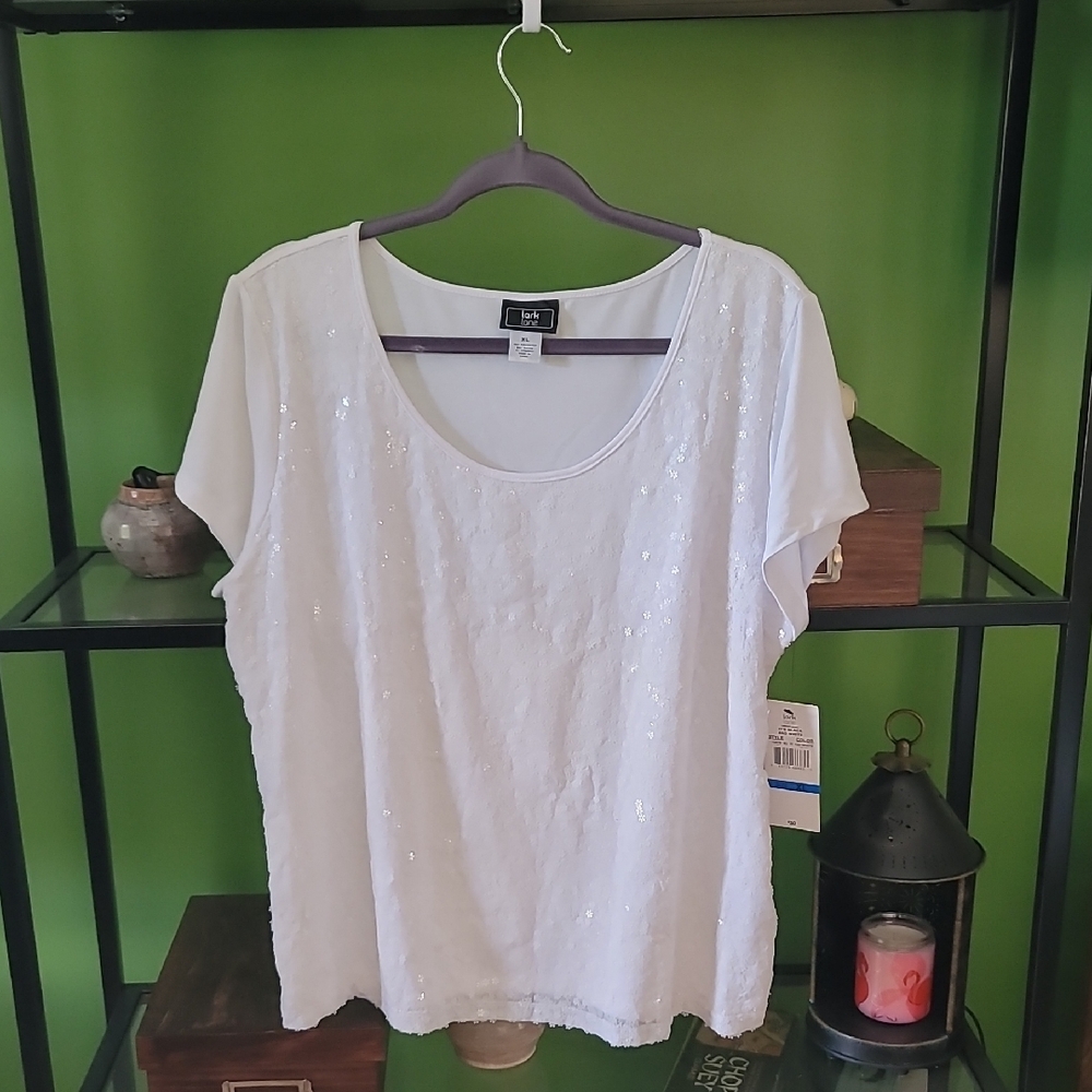 Dressbarn Sparkling White Short Sleeve Tee